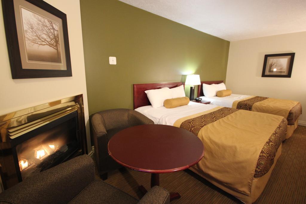 Econo Lodge Inn & Suites Гай-Левел Екстер'єр фото