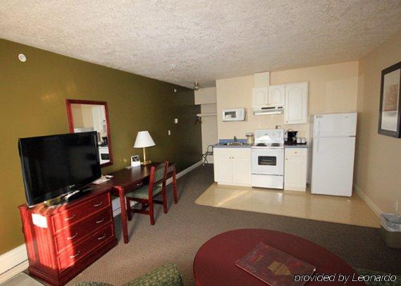 Econo Lodge Inn & Suites Гай-Левел Номер фото